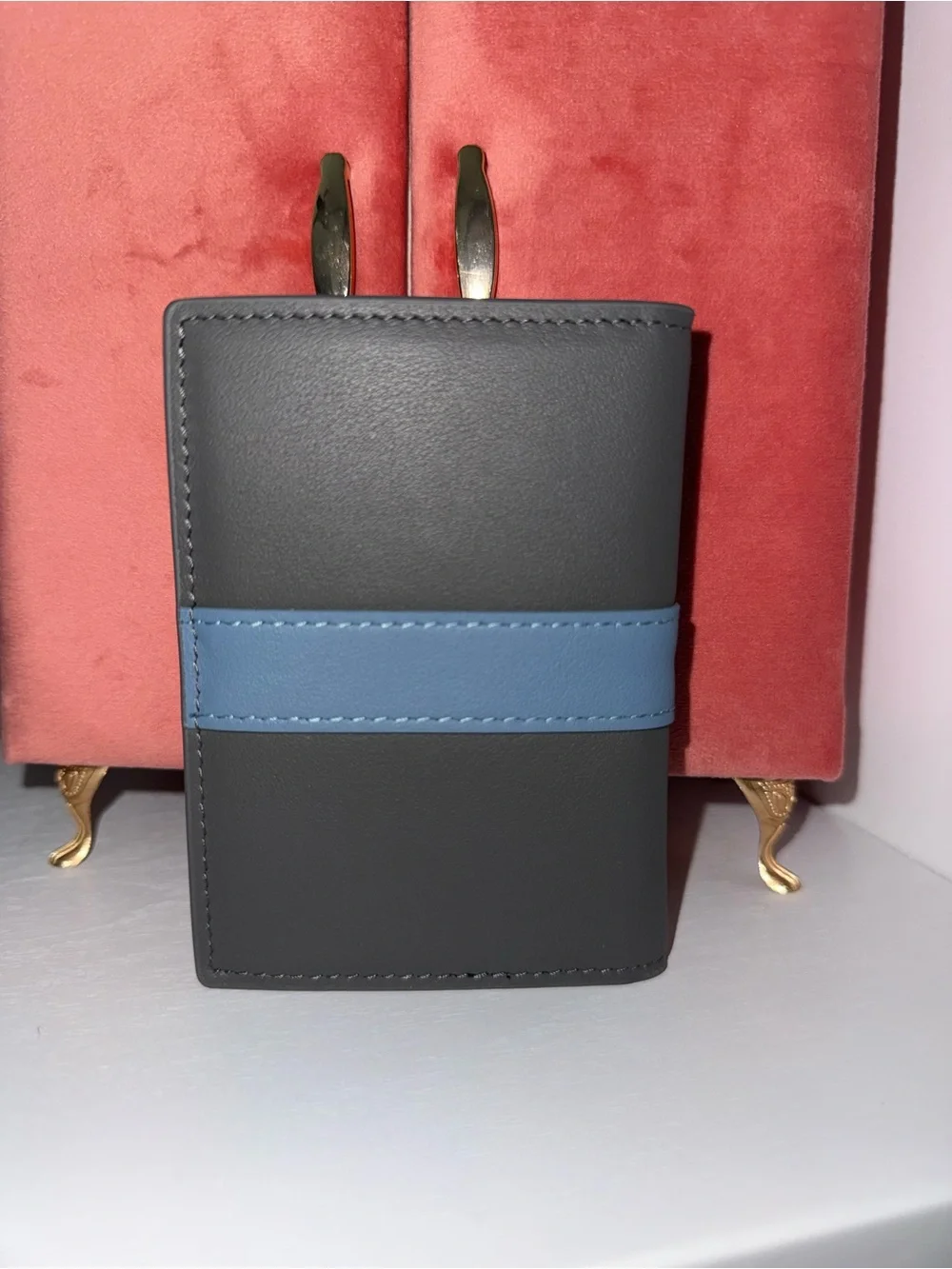 Rylor Men's Black Wallet with Blue Accent